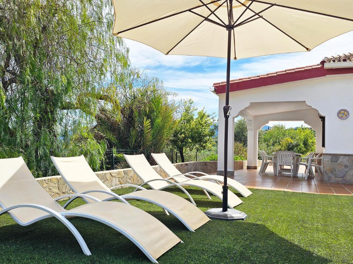 Villa Mirador Del Chorrito à Guaro Extérieur photo
